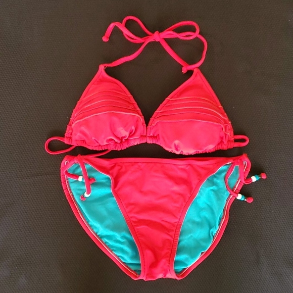 Red Bikini Swimsuite - Picture 1 of 3
